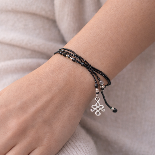 Handgert armband - Jafnvægi, styrkur og innri einbeiting